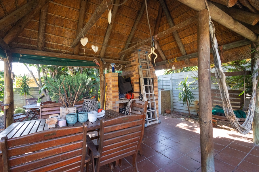 4 Bedroom Property for Sale in Sonstraal Heights Western Cape